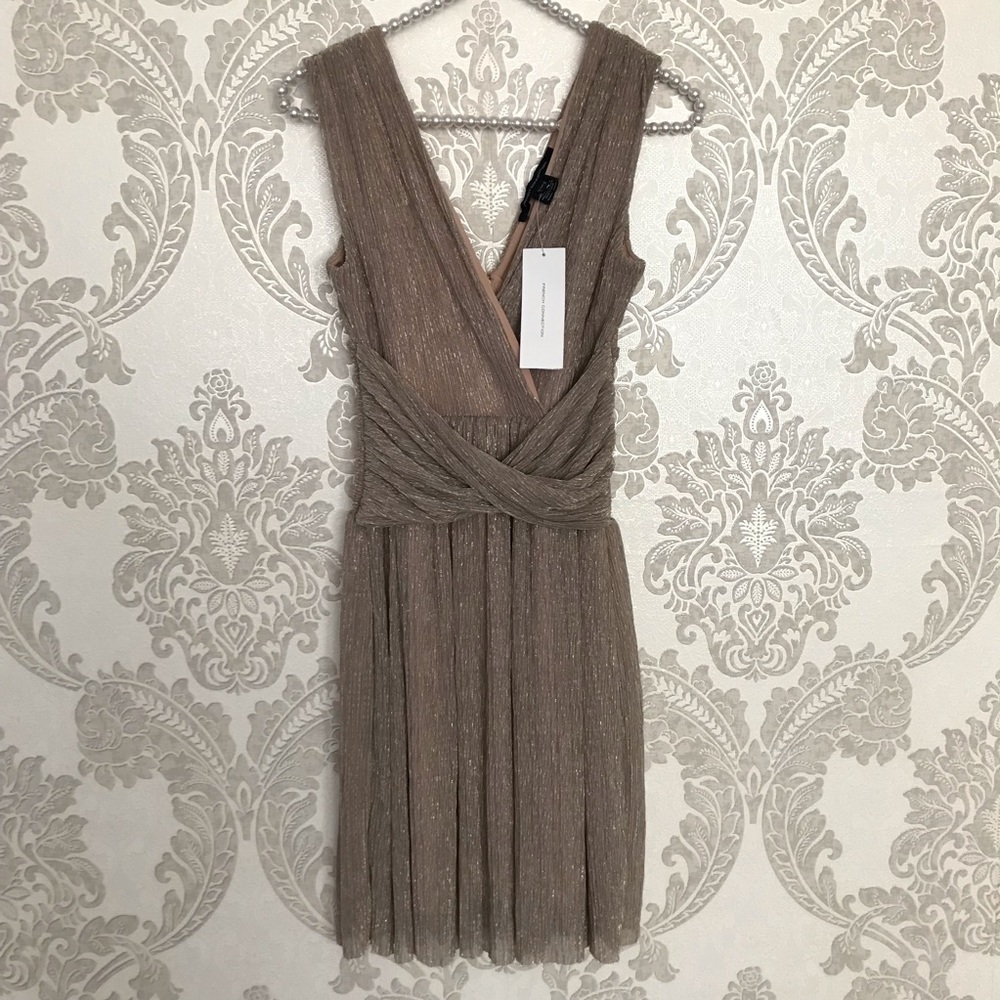 NWT French Connection Pleated Shimmer Dress Gold - Picture 4 of 8